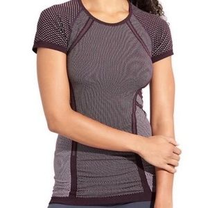 Athleta fasted Trac Yoga Tee.